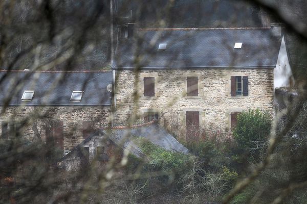 La ferme d'Hubert Caouissin à Pont-de-Buis dans le Finistère