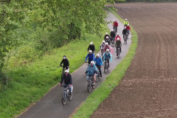 Traversée du Béran en Solex, premier tour de chauffe avant de monter à Paris pour les JO