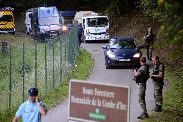 Les enquêteurs ont entre les mains une histoire compliquée, impliquant des touristes étrangers.