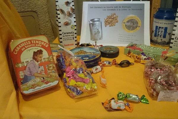 Exposition "Le tour de France des bonbons" à la Maison de Bonny-sur-Loire. 