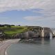 Des éclaircies matinales prévues pour Etretat en ce LUNDI matin.