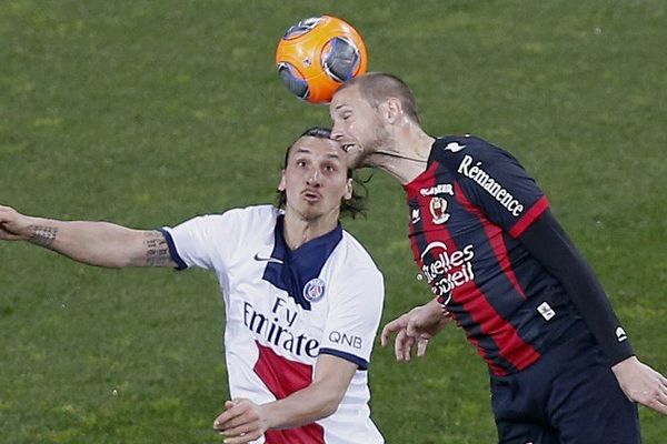 Le défenseur central de l'OGC Nice Mathieu Bodmer.