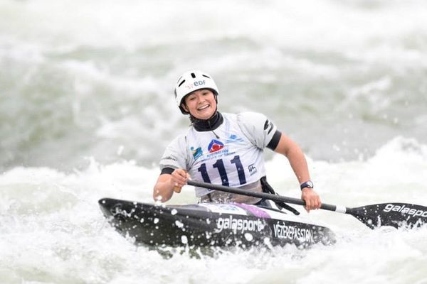 Lucie, lors de l'arrivée du championnat du monde junior le 27 Avril en Australie