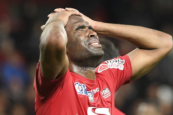 Sloan Privat de L'En Avant Guingamp ne peut cacher sa déception pendant le match contre Montpellier