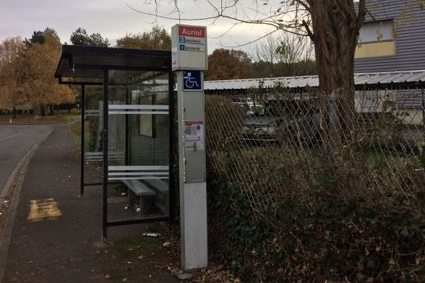 L'arrêt de bus "Auriol" où l'agression s'est déroulée.