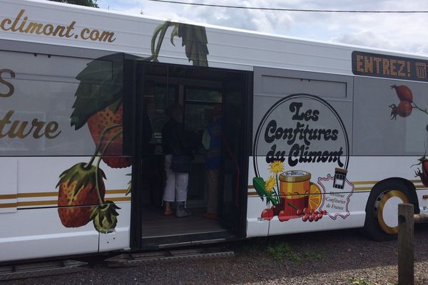 Les Confitures du Climont se sont offert un muséobus pour leurs 30 ans d'activité. L'occasion de présenter, à l'intérieur, le premier musée de la confiture en Alsace.