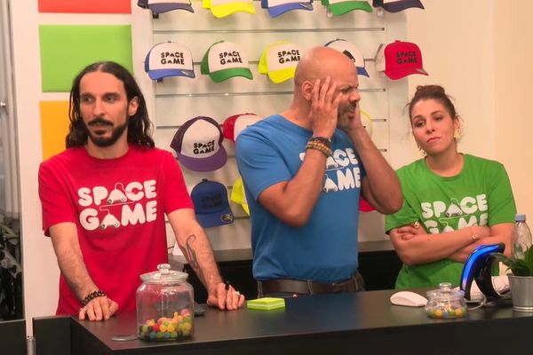 Lenny, Arnaud et Stéphanie dans la série humoristique Space Game