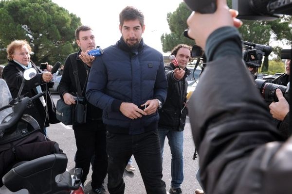 Montpellier : Nikola Karabatic arrive au MAHB pour son entretien - 30 octobre 2012.