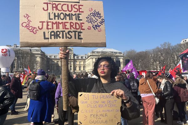 À Lille et à Amiens, des centaines de personnes ont manifesté pour la grève féministe du 8 mars.