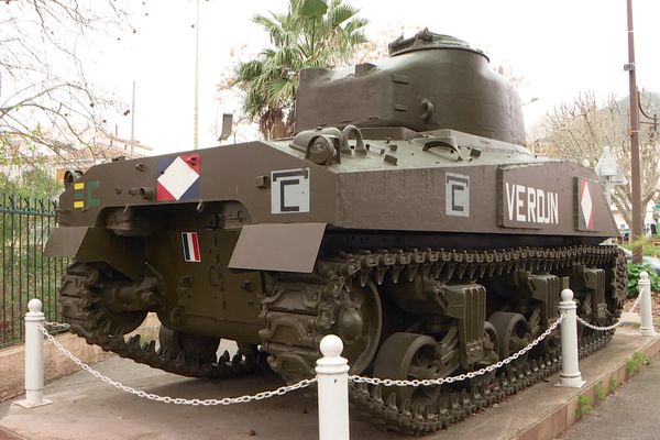 Le char Verdun de la Valette symbolise la libération de la ville 