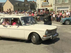 Des embouteillages en plein 14 juillet à Pleugueneuc, en Ille-et-Vilaine, comme au bon vieux temps