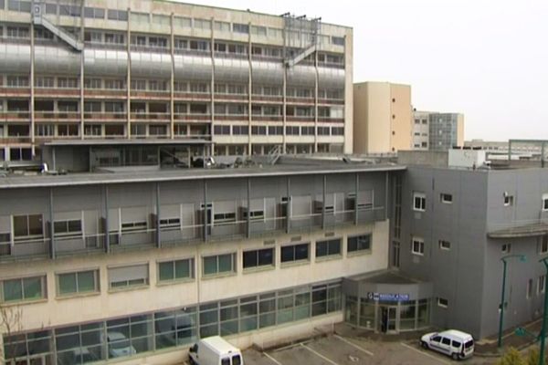 Le décès d'un patient en salle d'attente au CHU de Dijon "Bocage Central" relance la question de l'accueil des urgences de nuit