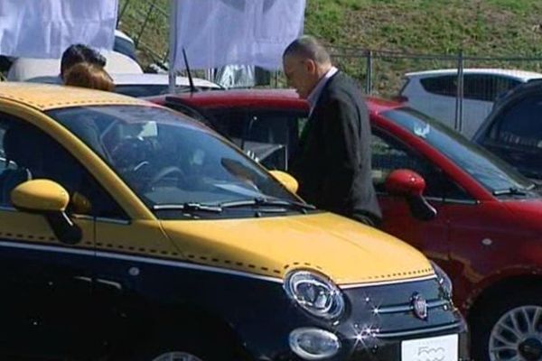 Pour de nombreux visiteurs, la présence des stands automobiles sur le salon est une bonne nouvelle.