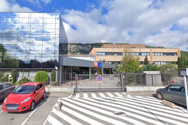 La site de Becton Dickinson au Pont de Claix est spécialisé dans la production de seringues en verre.