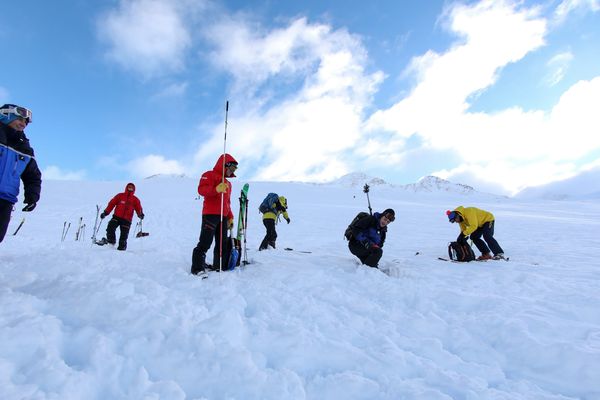 Exercice annuel de la Chamoniarde, société de prévention et de secours en montagne. 