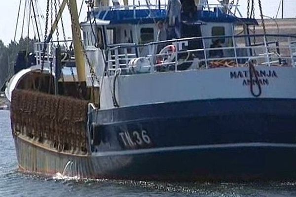 Le Mattanja, consigné dans le port de Ouistreham, le 6 septembre 2012