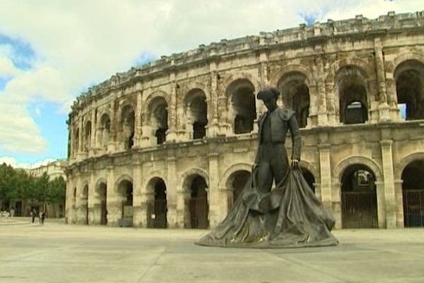 Nimes, tauromachie et romanité.