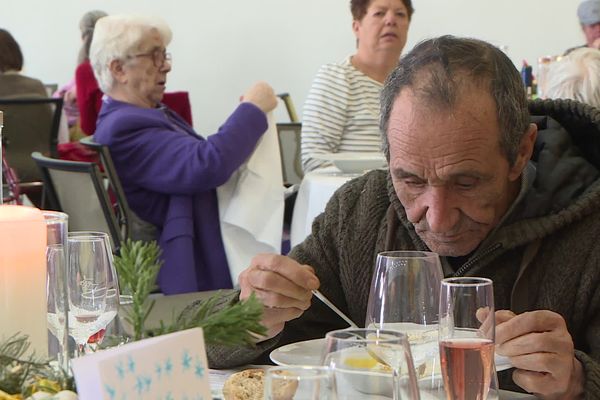 Pour beaucoup, ce repas festif est l'occasion de manger avec sérénité