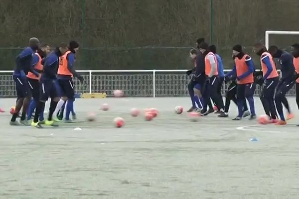 Les joueurs du FC Chambly auront encore une séance d'entraînement mardi...