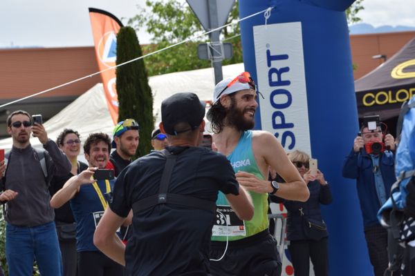 Malgré son record, Guillaume de Lustrac refuse de se présenter comme le "Eliud Kipchoge de la marche arrière".