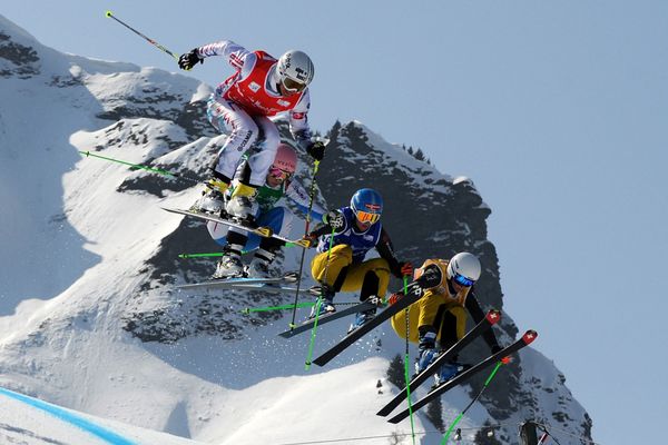 Megève a accueilli à plusieurs reprises des étapes de Coupe du monde de skicross, ici en 2015.