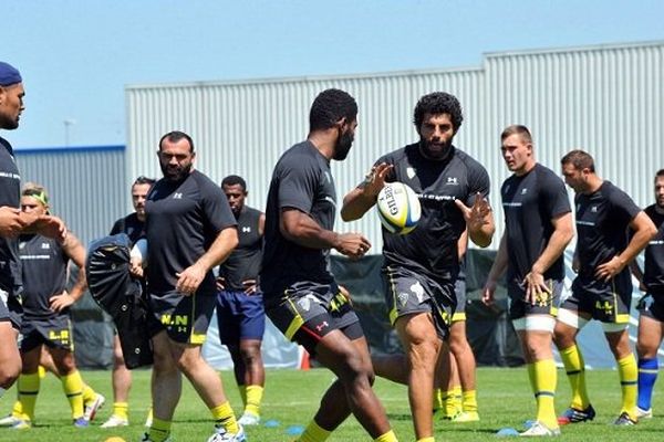 Les joueurs de Clermont étaient de passage à Millau, avant de partir en stage à Falgos.