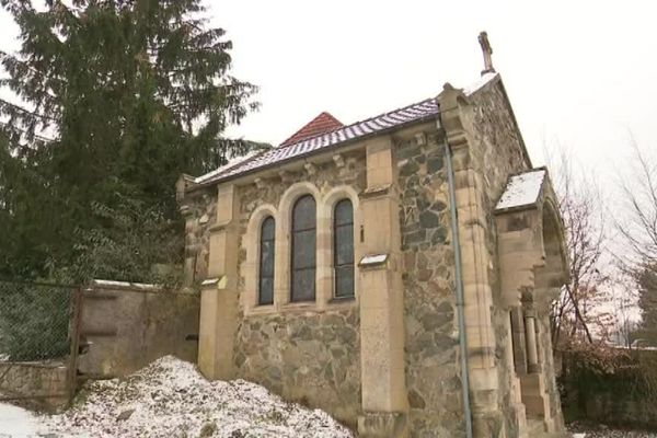 La chapelle de Lachapelle-sous-Rougemont a été construite au XIXème siécle